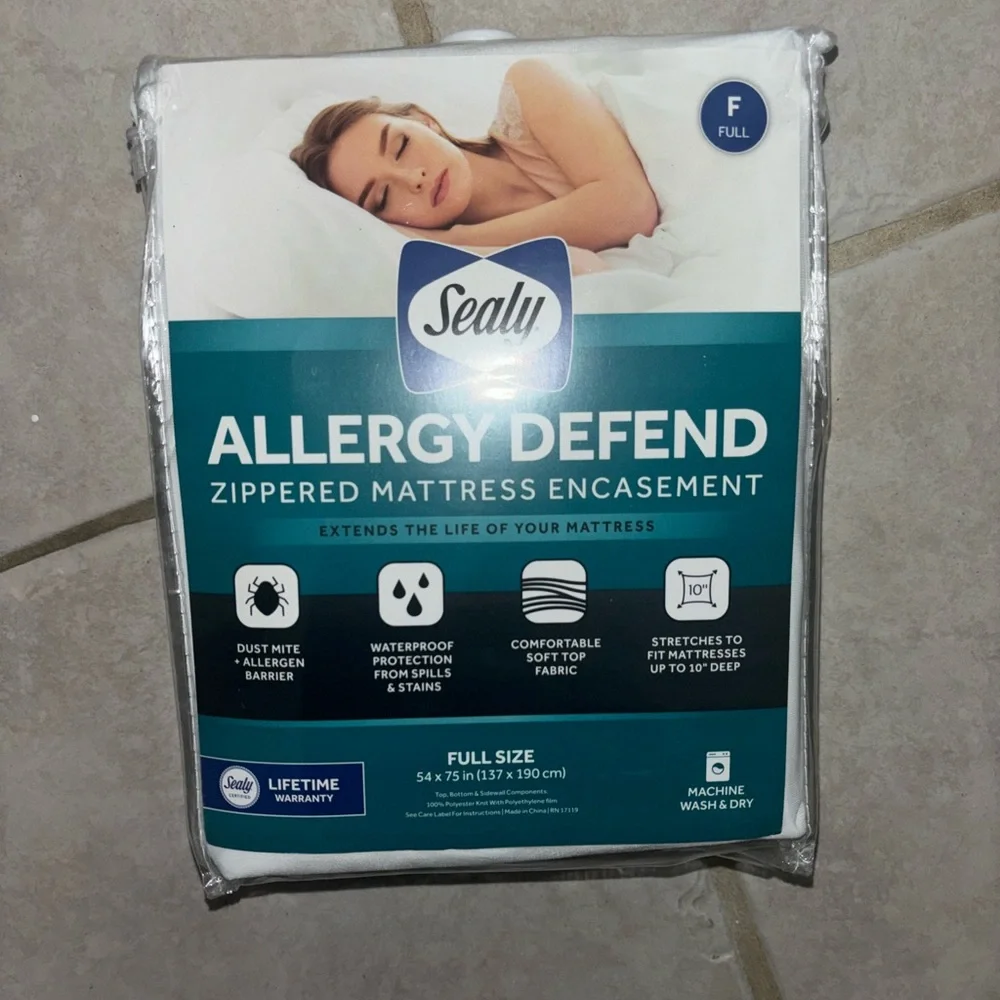 BRAND NEW SEALY FULL SIZE ALLERGY DEFEND MATTRESS ENCASEMENT